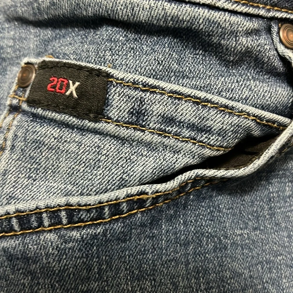 Wrangler 20X Jeans 38X34 Jeans relaxed fit
Men’s jeans good work jeans EUC - Picture 4 of 12